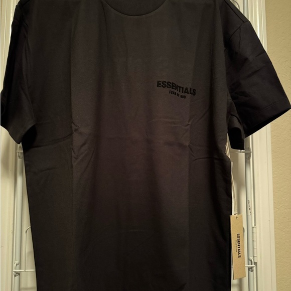 Fear of God Black Short Sleeve Tee - Picture 1 of 7